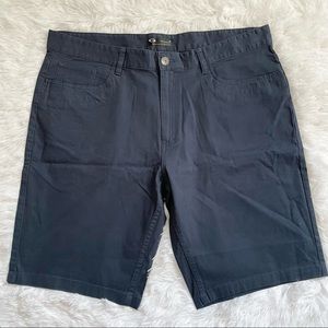 NEW Oakley Regular Fit Dark Blue Shorts Size 30